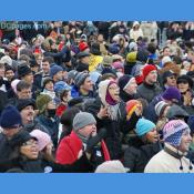 Obama supporters sing along