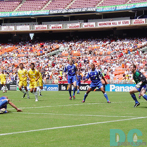 EASTERN MF No.14 Chris Armas from Chicago Fire was knocked down. 
