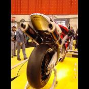 Look how juicy that back tire is.
