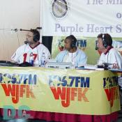 WJFK team watches the Skins select Sean Taylor with their first round pick.
