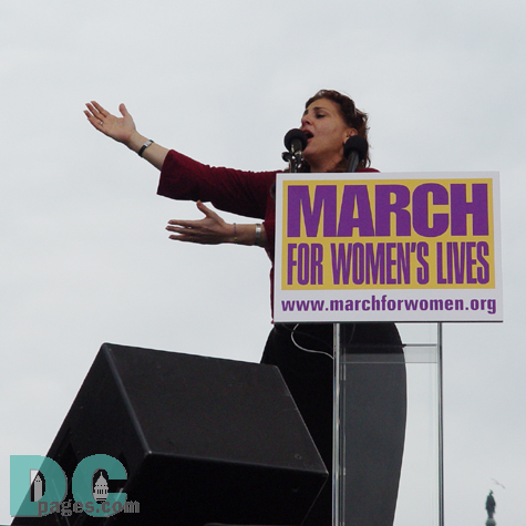 Kathy Najimy at the March for Womens Lives.