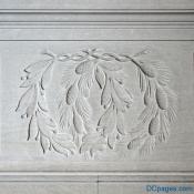Lincoln Memorial Intertwined Pine Cone And Olive Branch Wreath Relief