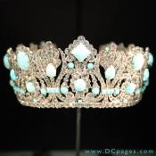 Marie-Louise Diadem - Napoleon I gave this crown to his consort Empress Marie Louise. Set in silver, the 950 diamonds weigh 700 carats. The 79 original emeralds have been replaced with Persian turquoise cabochons.