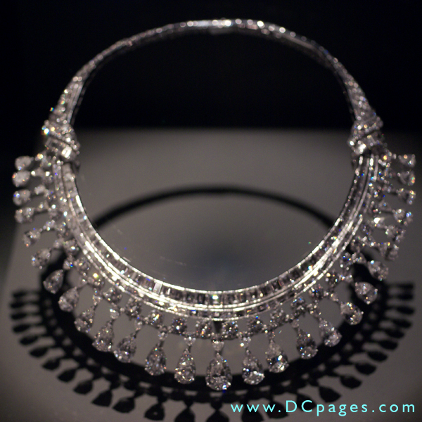 Hazen Diamond Necklace - The 325 diamonds in this platinum necklace weigh a total of 131.4 carats. Harry Winston, Inc., designed it.