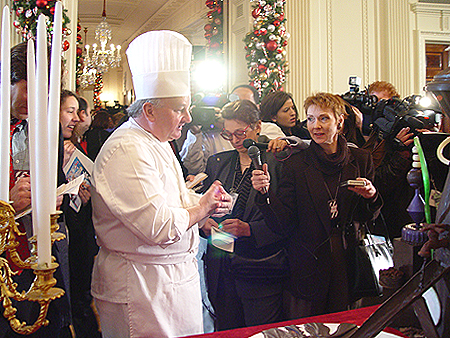 Chef Roland Mesnier honored Willy Wonka's Chocolate Factory at this years holiday event at the White House. 