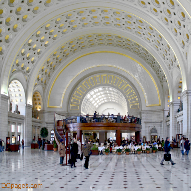 Union Station's gold-gilded main foyer, Washington, DC