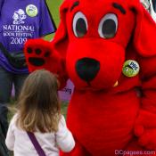 Clifford the Big Red Dog in attendance at the National Mall