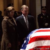 Former Vice President, Dan Quayle and his wife pay their respects to the memory of President Ford.