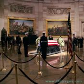 The Old Guard surrounds the remains of President Gerald Ford.