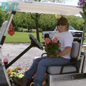Member nancy Jelich makes sure the plants around North Fork resort stay healthy. Tel.540.636.2995