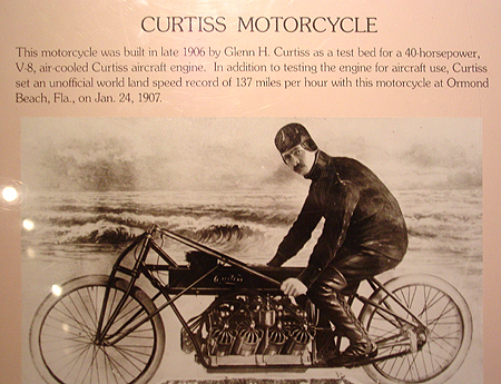 A picture of the Curtis Motorcycle.