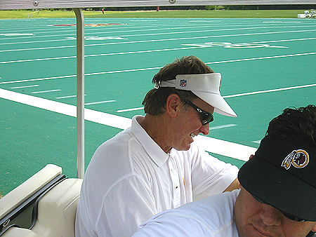 Coach Spurrier taking time to sign an autograph for DCPages.