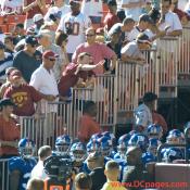 A fan tauts three fingers at the Giants team. Meaning Redskins will be 3 and 0. And the Big Blue will be 0 and 3.