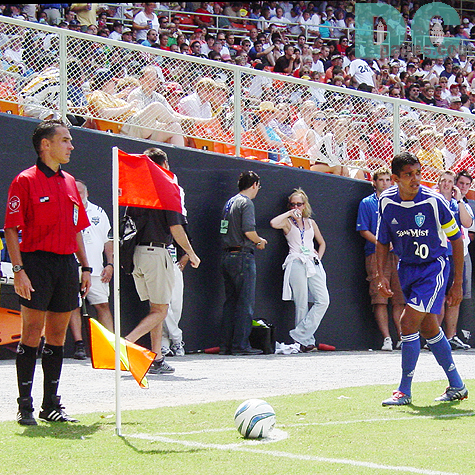 EASTERN Captain Guevara was about to launch a corner kick.