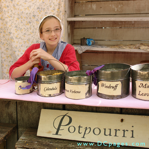 Potpourri sachets provide fine fragrances with all natural materials.