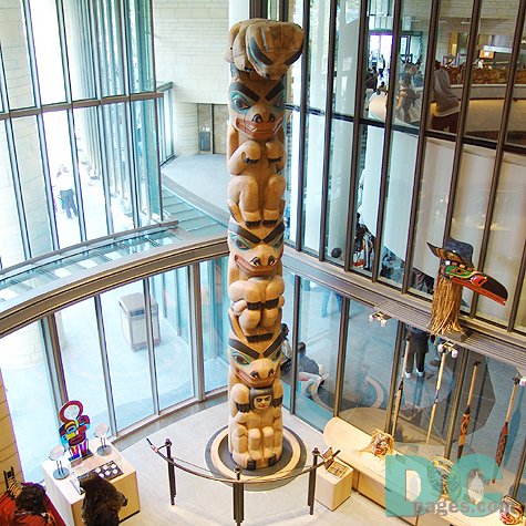 "Kaats, " a totem pole carved by Nathan P. Jackson (Tlingit), Stephen P. Jackson (Tlingit), and Dorica R. Jackson; Ketchikan, Alaska, 2004.
