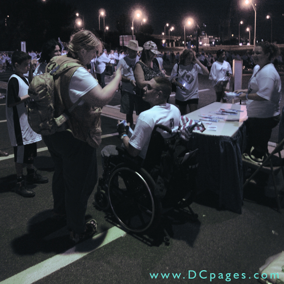 This disabled veteran was one of the many volunteers that greeted the "Freedom Walkers."