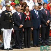 Senator John Warner, Senator Bill Frist, and other congressional leaders pay their respects to the servicemen and women that have given their lives for our country.