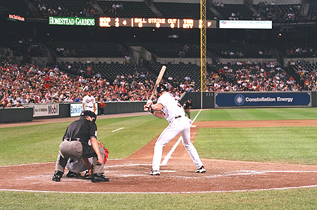 The Baltimore Orioles beat the Boston Red Sox 13-10 Monday night.